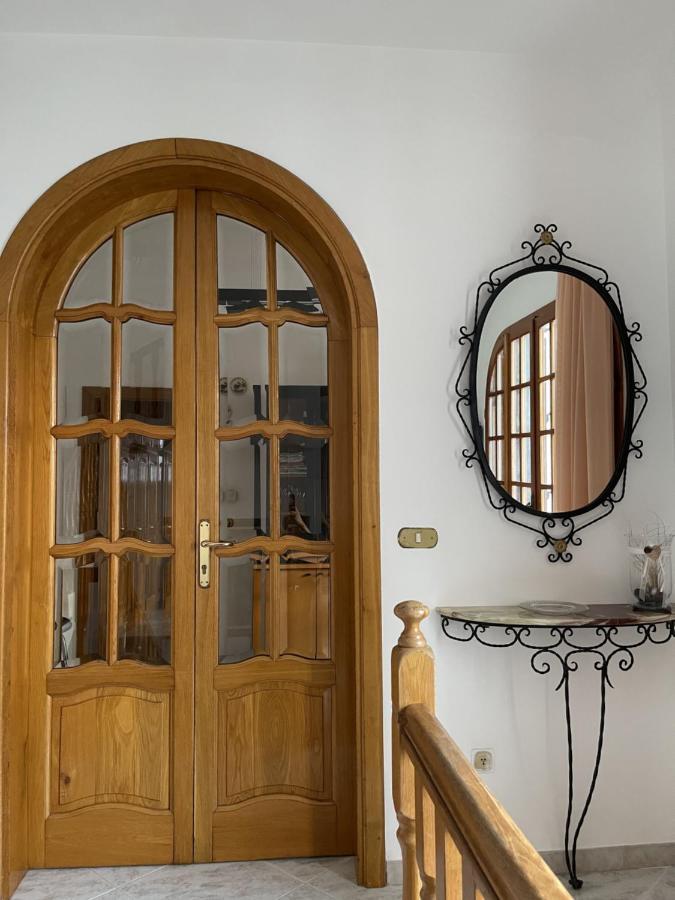 Casa Di Rosaria - Due Appartamenti Nel Centro Storico Con Giardino Sul Terrazzo Depressa Exterior photo